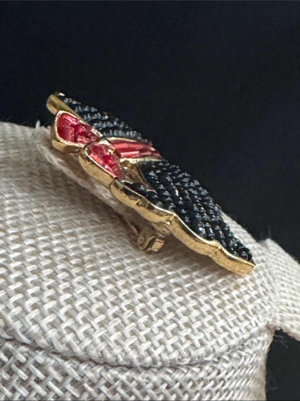 VTG Signed Fire Bird Black Beaded Scotty Dog Brooch Gold Tone - Picture 2 of 5